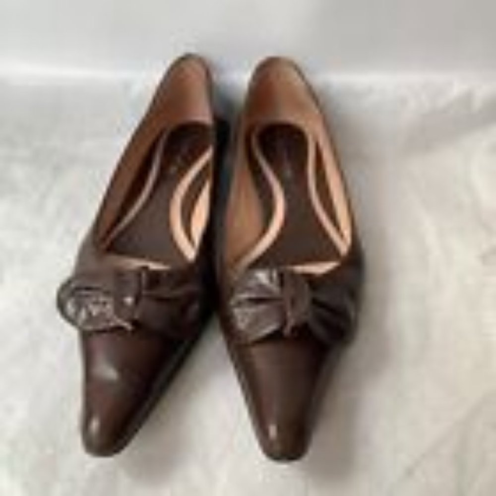 Albert Nipon Brown Leather Pointed Toe Kitten Hee… - image 3